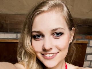 AngelaBlonde