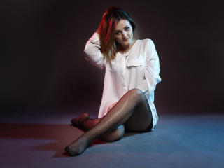 Photo de profil sexy du modèle FoxxyAnny, pour un live show webcam très hot !