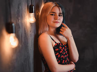 MollyMorrisonn MollyMorrisonn