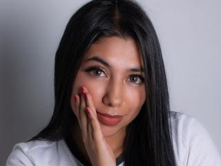 תמונת פרופיל סקסית של KaytlinDiaz למופע חי מאוד סקסי!